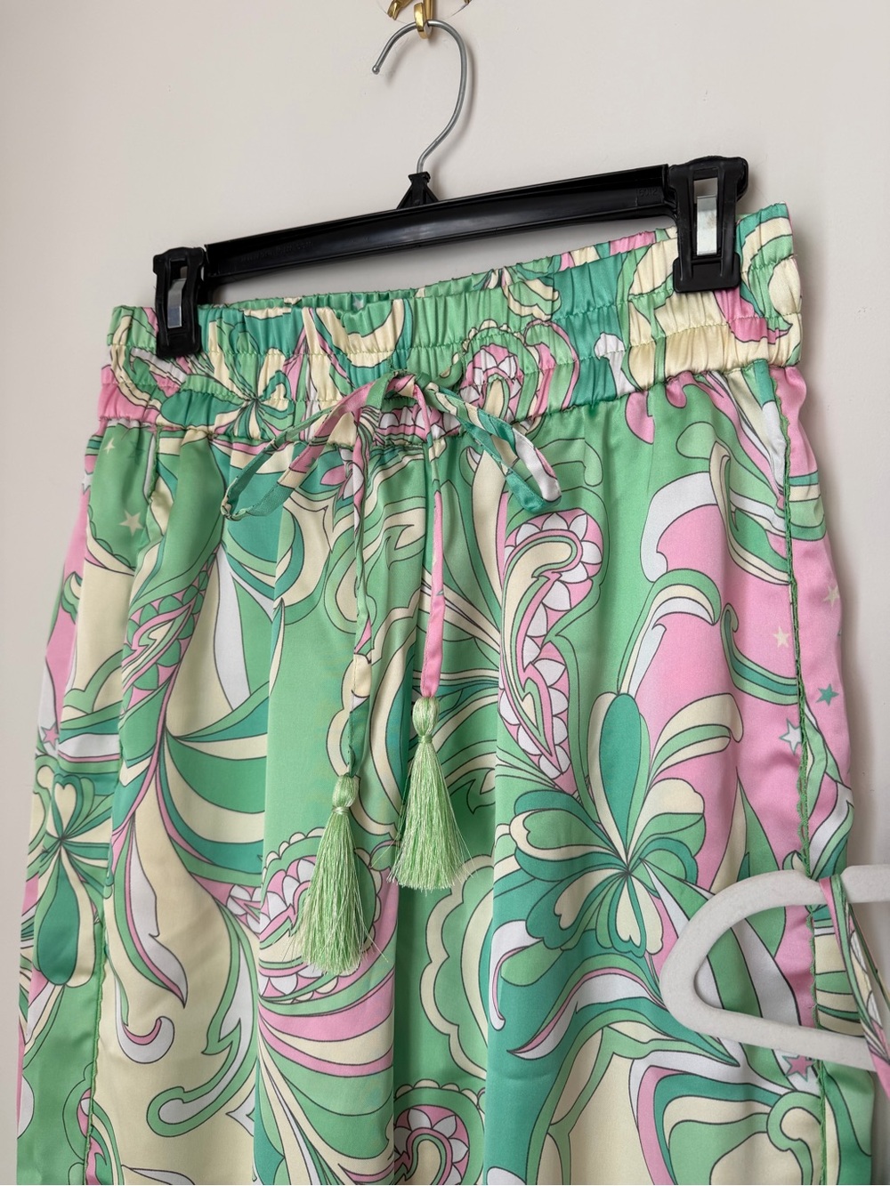 Camila Coelho Green & Pink Swirl Pucci crop top and wide leg pant Set - Picture 7 of 10
